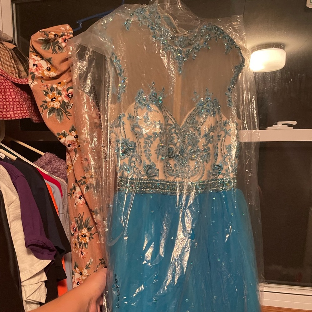 Keenly Bridal & Prom blue frilly prom dress size 10